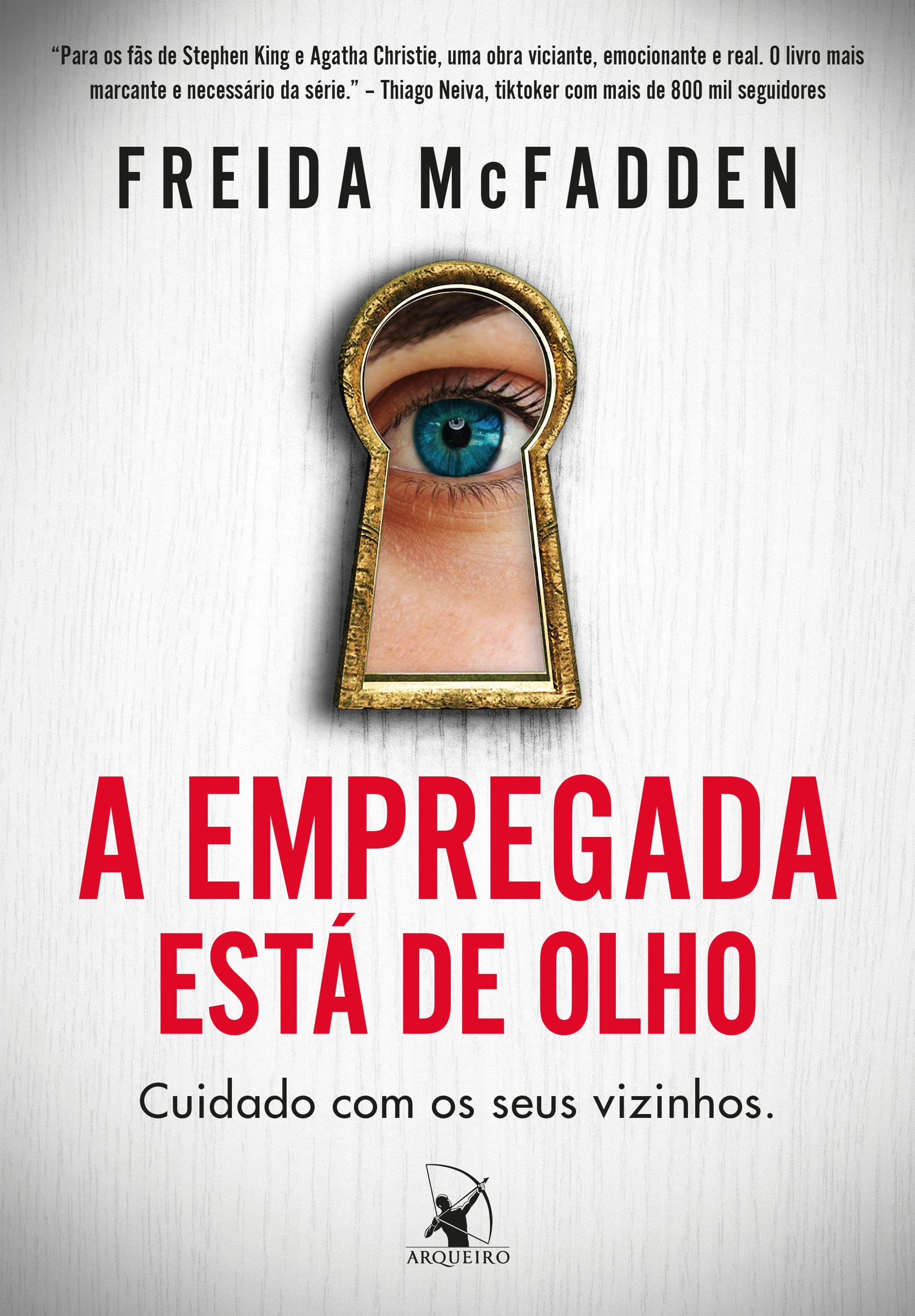 A Empregada Está de Olho